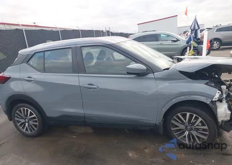 2021 Nissan Kicks Sv Xtronic Cvt из США, поврежденный, VIN 3N1CP5CV4ML538015